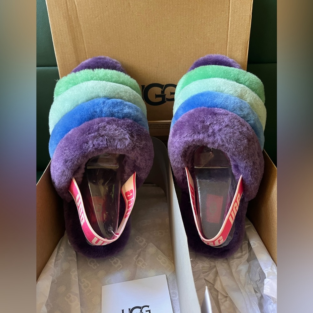 UGG Fluff Yeah Slide Pride Rainbow Purple Fur Slippers Womens Size 9 w/box